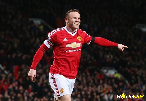 Rooney có thành tích ghi bàn ấn tượng nhất trong màu áo MU