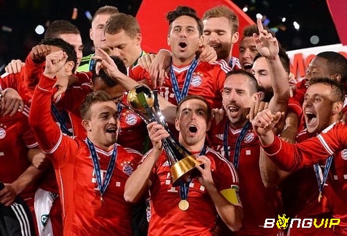 Bayern Munich là câu lạc bộ bóng đá tài năng và thu hút fan hâm mộ hiện nay
