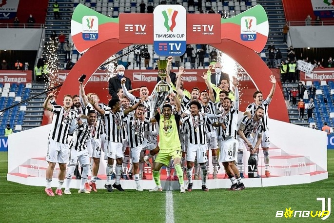 Juventus vô địch Coppa Italia năm 2020-2021