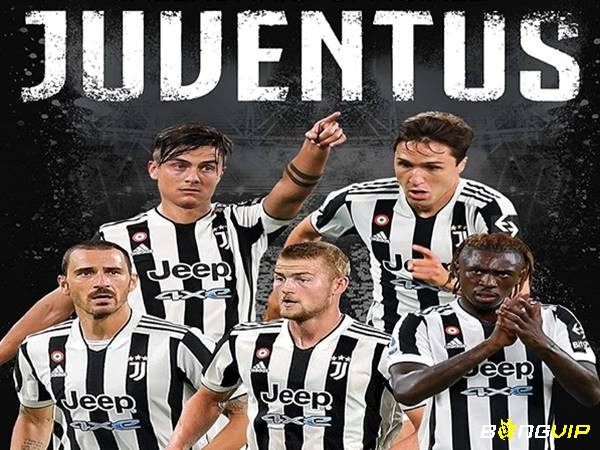 CLB Juventus được thành lập từ năm 1897 và sở hữu màu áo kẻ sọc đen trắng